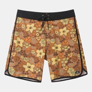 Surfcuz Floral 4 Way Stretch Board Shorts Size 36